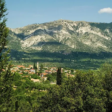 Garbis Garden View * Valsamata