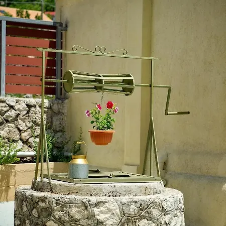 Garbis Garden View Valsamata